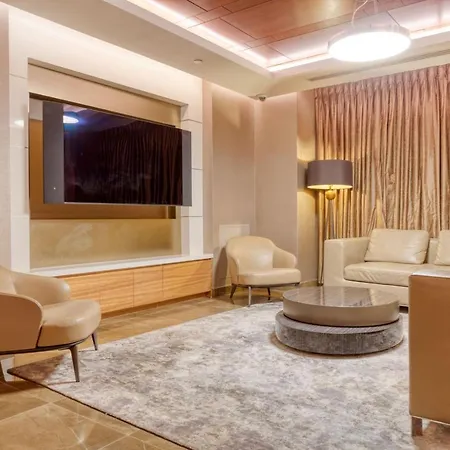 Ues 2br W Dm Elevator Gym Nr Park Nyc-918 New York