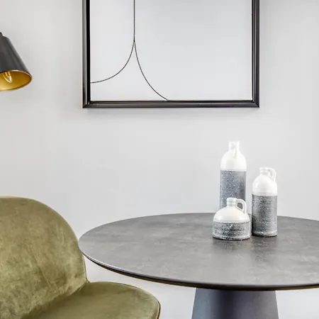 Apartment Kips Bay 2br W Doorman Gym Nr 5th Av Shops Nyc-654 New York