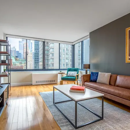 Midtown 1br W Pool Gym Parking Nr Times Sq Nyc-378