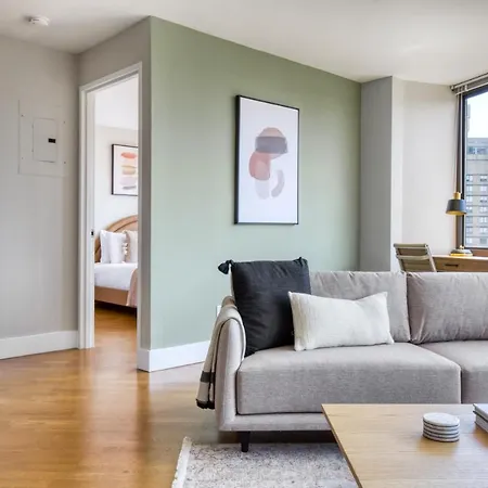 Ues 2br W Dm Elevator Gym Nr Park Nyc-918