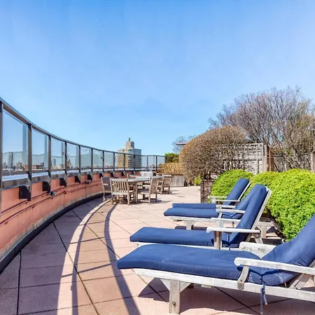 Ues 2br W Dm Elevator Gym Nr Park Nyc-918 New York