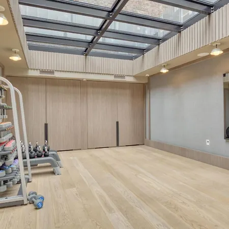 Midtown W 1br W Gym Wd Nr Hudson Yards Nyc-742 Apartment