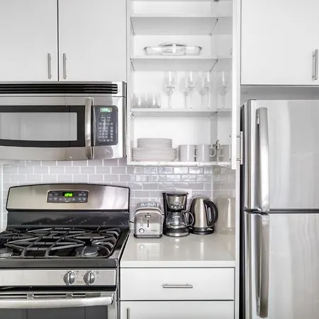 Midtown W 1br W Gym Wd Nr Hudson Yards Nyc-742 *