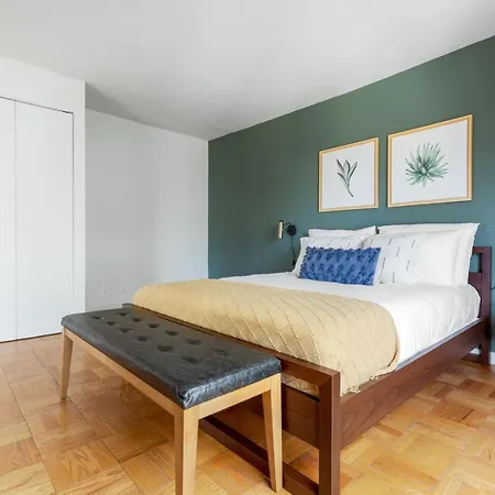 Midtown E 2br W Doorman Wd Nr Park Nyc-440