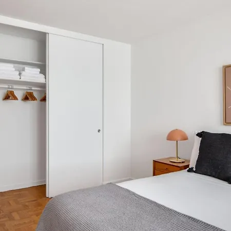 Ues 1br W Elevator Doorman Nr Park Nyc-1186 *
