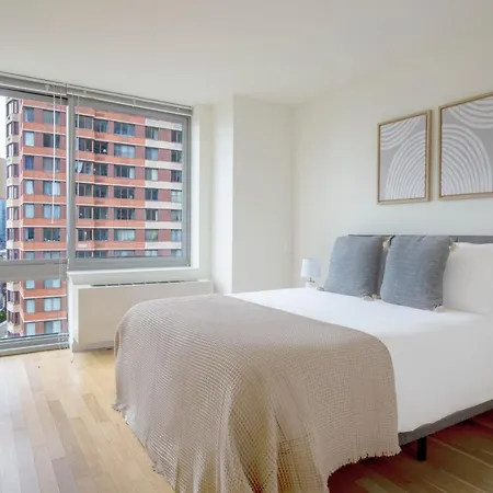 Lic 1br W Pool Gym Nr River Nyc-934 *