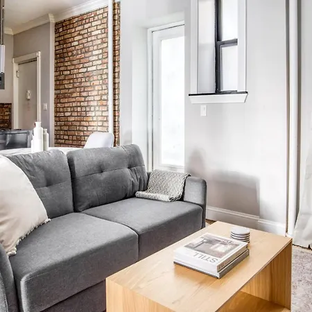 Soho 2br W Balcony Wd Nr Wf Nyc-905 Apartment