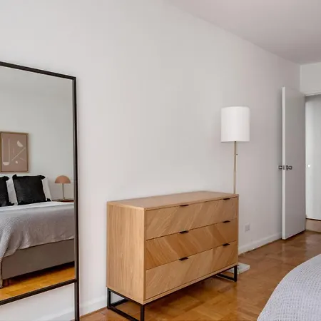Ues 1br W Elevator Doorman Nr Park Nyc-1186 *