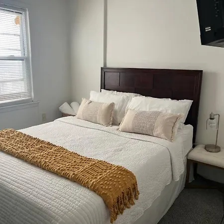 Apartment Cozy Lovely 2 Bedroom Apt, 5 Mins From Jfk