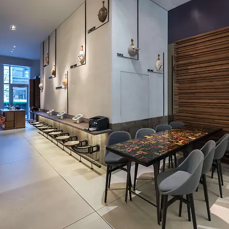 Hyatt Herald Square 4*
