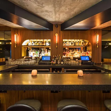 Henri Hotel