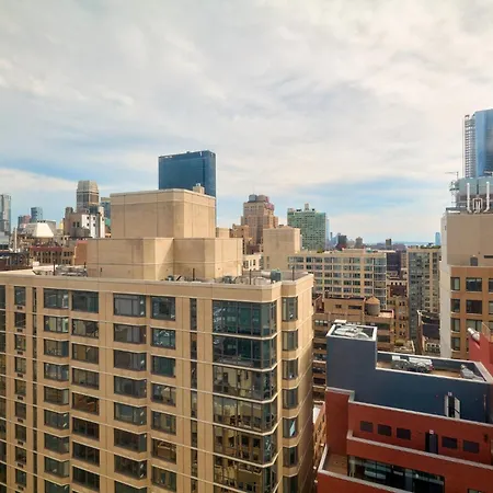 Candlewood Nyc -times Square By Ihg Hotel 3*
