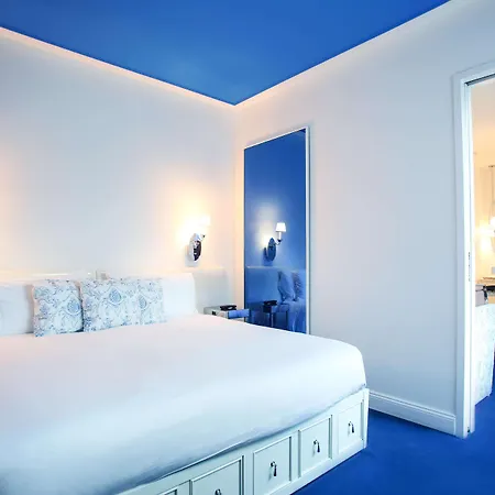 Nomo Soho 4*