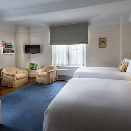 Hotel Roger Smith