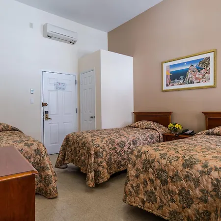 Hotel Americana 2*