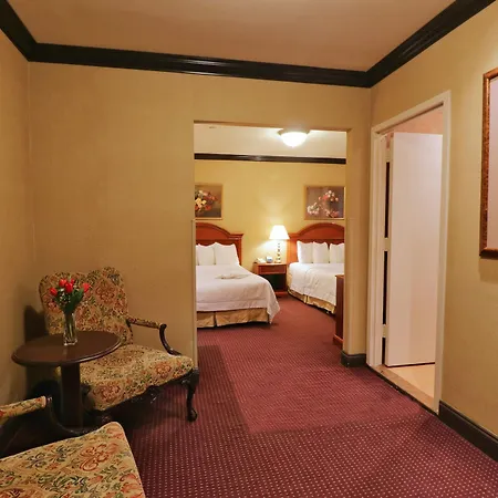 Newton Hotel