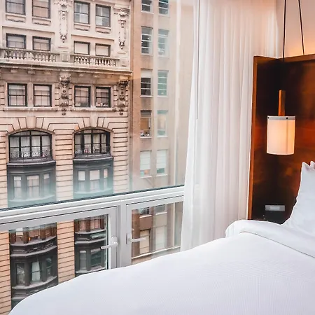 Arlo Nomad New York