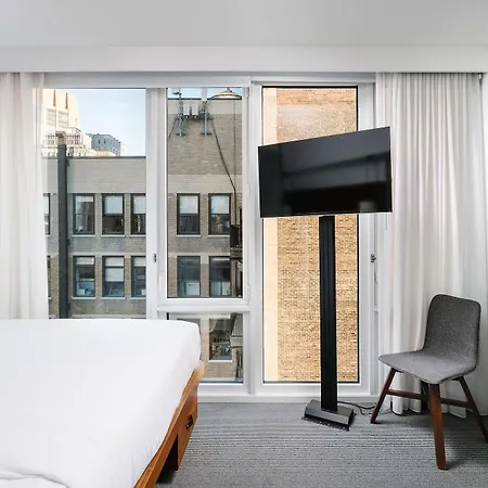 Arlo Nomad New York