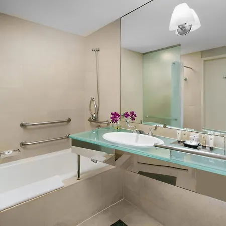 Hotel Millennium Premier Times Square 4*