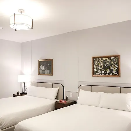 Belleclaire Park 4*