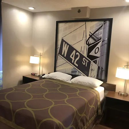 Super 8 By Wyndham Jamaica North Conduit Hotel New York