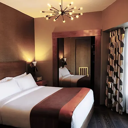 Roxy Hotel