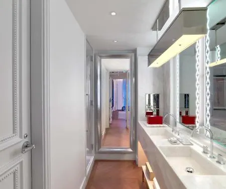 Baccarat And Residences 5*
