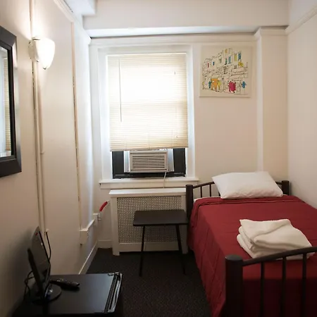Hostel Flushing Ymca *