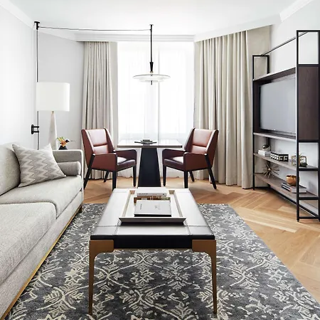 The Luxury Collection Hotel, Manhattan Midtown Hotel