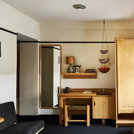 Hotel Freehand 4*
