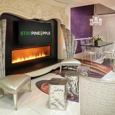 Staypineapple, An Artful Hotel, Midtown Hotel New York