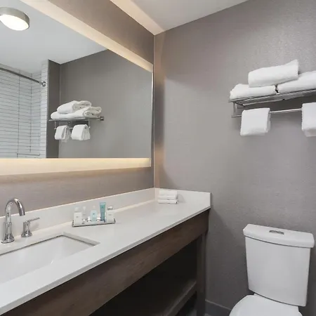 Hotel Wyndham Garden Laguardia South New York