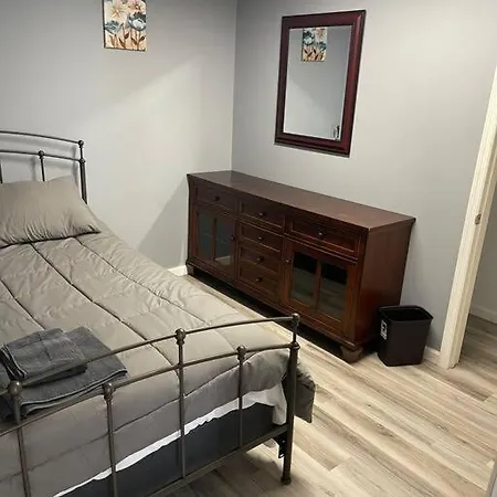 Modern One Bedroom New York