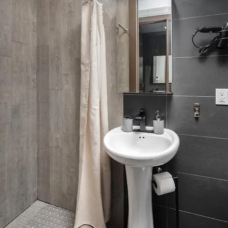 Modern Luxury 3bd And 2ba In The Heart Of East Village Apartment New York