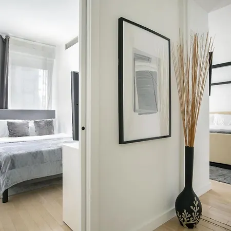 Apartment Modern 2bd In Midtown With Washer And Dryer In-unit New York