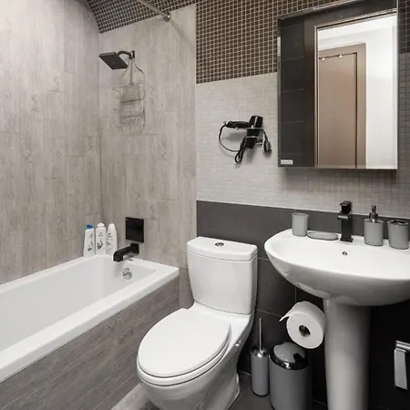 Modern Luxury 3bd And 2ba In The Heart Of East Village New York