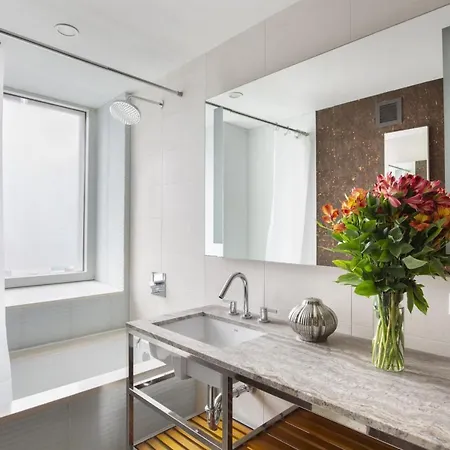 Apartment Beautiful 2bd Near Times Square With Doorman And Gym New York