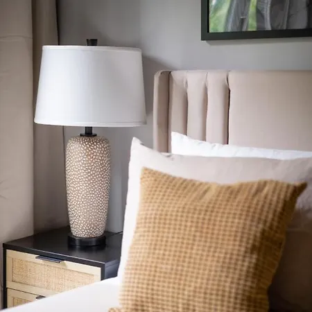 Modern Luxury 3bd And 2ba In The Heart Of East Village