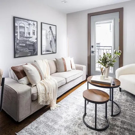 Modern Luxury 3bd And 2ba In The Heart Of East Village Apartment *