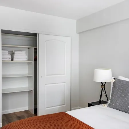 Apartment Midtown E 1br W Dm Elevator Nr Bloomingdales Nyc-1199 *