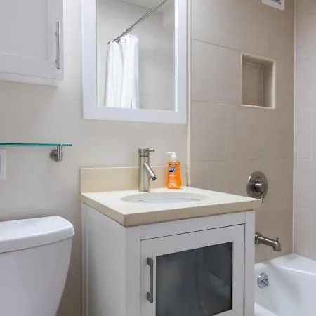 Exotic Studio In Midtown East Apartment New York