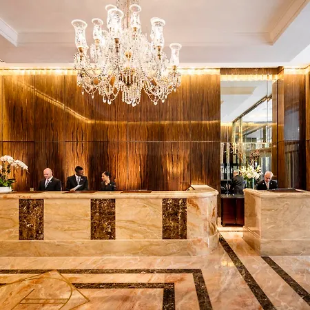 Trump International Hotel 5*
