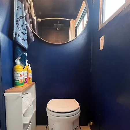 Botel Unique Design Houseboat In Rockaway Queens *