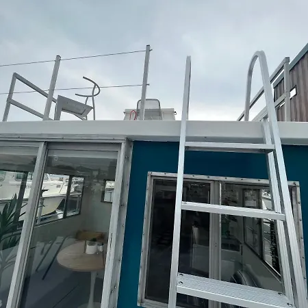 Unique Design Houseboat In Rockaway Queens * New York