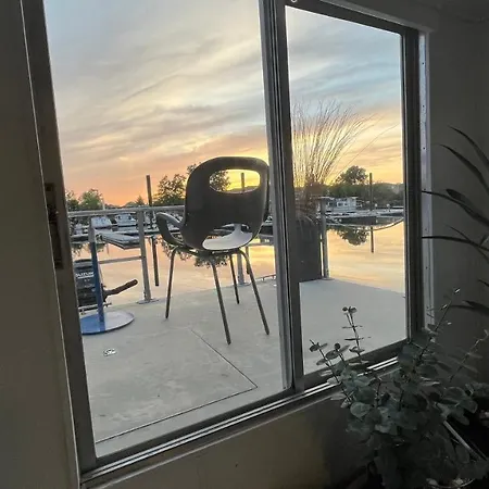 Botel Unique Design Houseboat In Rockaway Queens