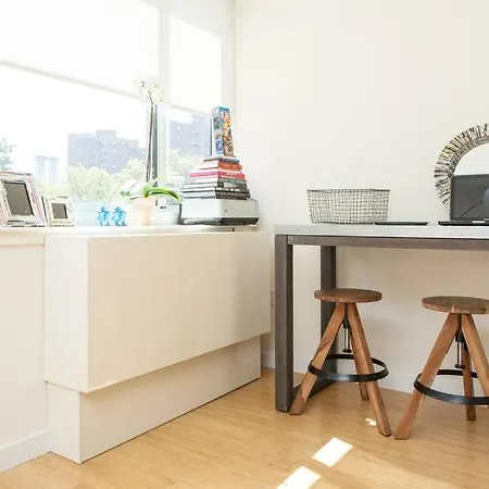 Apartment Trendy Designer Downtown Manhattan *