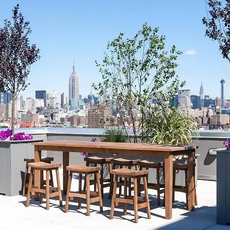 Trendy Designer Downtown Manhattan * New York