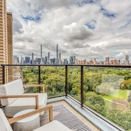 Ues 3br W Balcony Doorman Nr Park Nyc-1192 New York