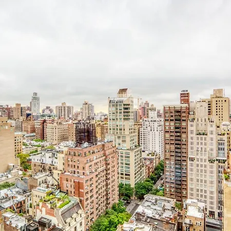 Ues 3br W Balcony Doorman Nr Park Nyc-1192 Apartment New York