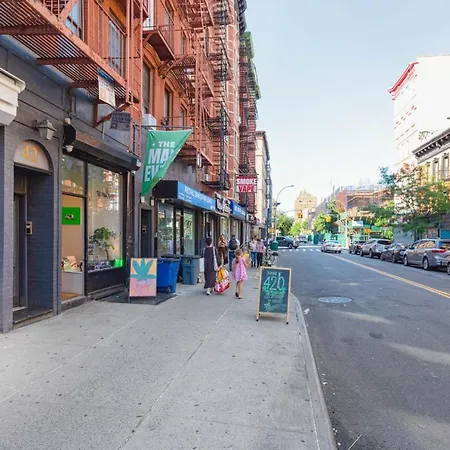 East Village 2br W Balcony Nr Dining Nightlife Nyc-1212 Apartment *